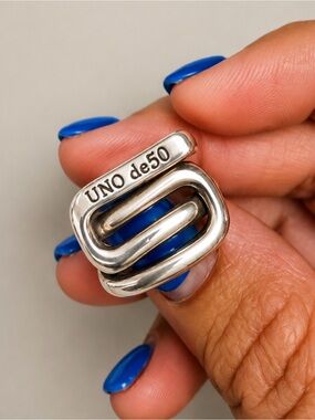 Like New size 8 UNO de 50 Silver Ring with Snake-like Accents. Made in Spain 🇪🇸